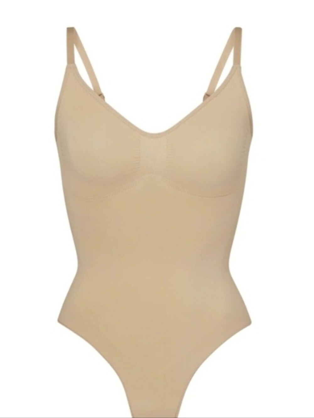 SKIMS Med $70 NWOT SEAMLESS SCULPT THONG BODYSUIT  Clay